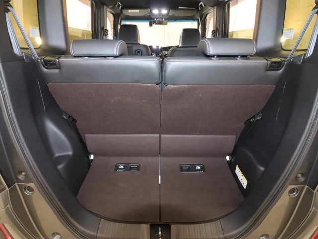 ホンダ Ｎ　ＢＯＸカスタム10枚目