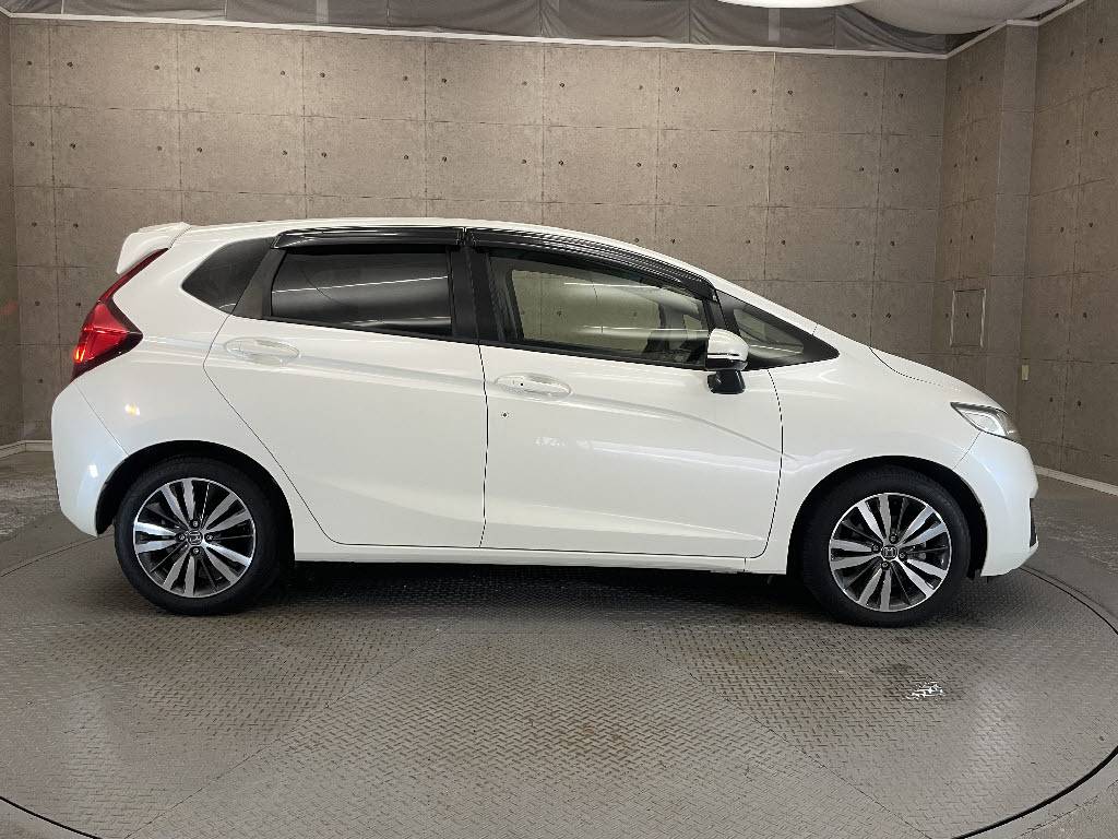 ホンダ フィット13枚目