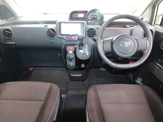 トヨタ ポルテ2枚目