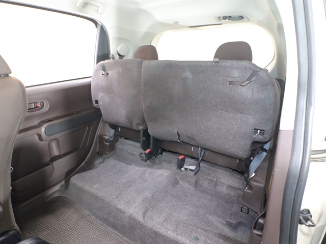 トヨタ ポルテ8枚目