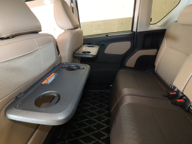 ニッサン ルークス10枚目