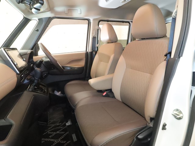 ニッサン ルークス7枚目