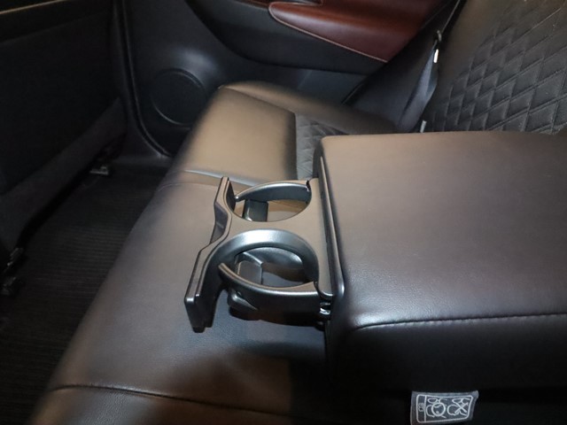 トヨタ ハリアー8枚目