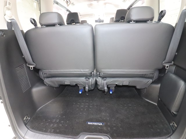 ニッサン セレナ12枚目