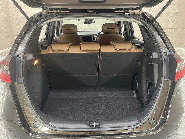 ホンダ フィット7枚目