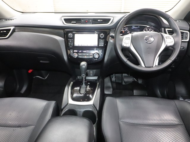 ニッサン エクストレイル2枚目