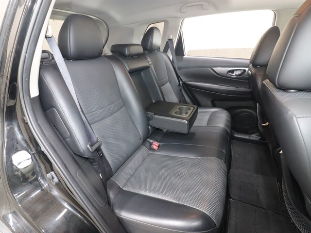 ニッサン エクストレイル4枚目