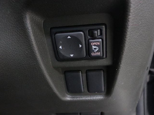 ニッサン キューブ18枚目