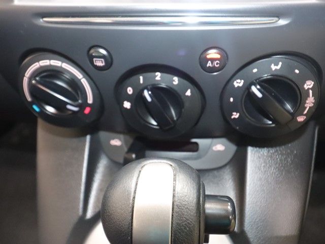 マツダ デミオ15枚目