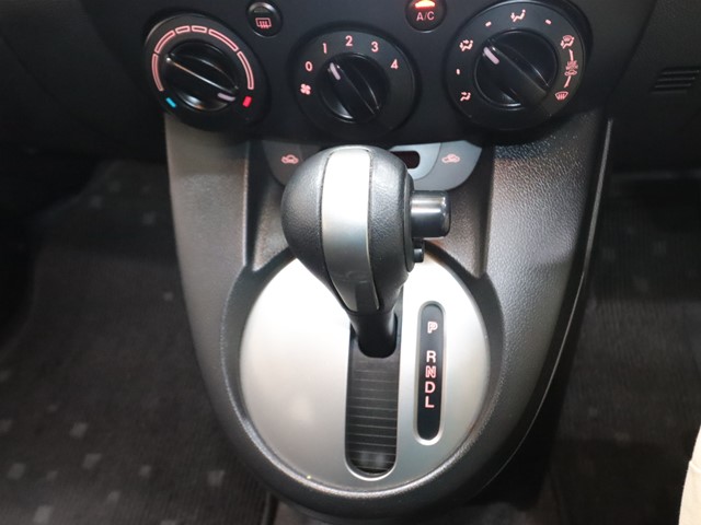 マツダ デミオ16枚目