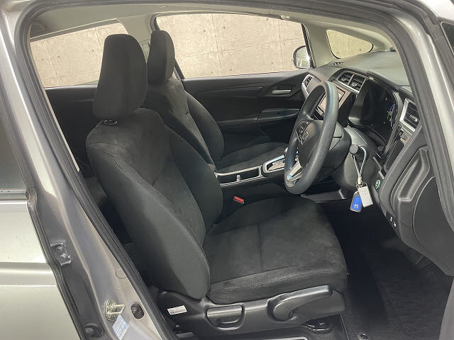 ホンダ シャトル3枚目