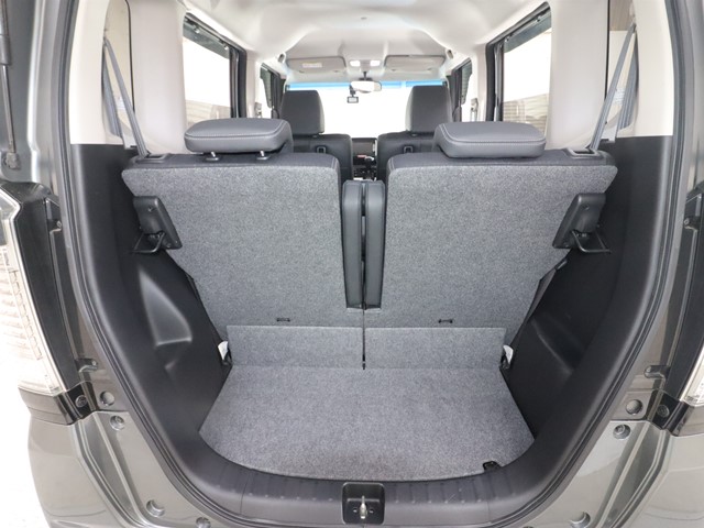 ホンダ Ｎ　ＢＯＸカスタム10枚目