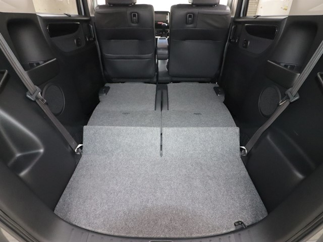 ホンダ Ｎ　ＢＯＸカスタム11枚目