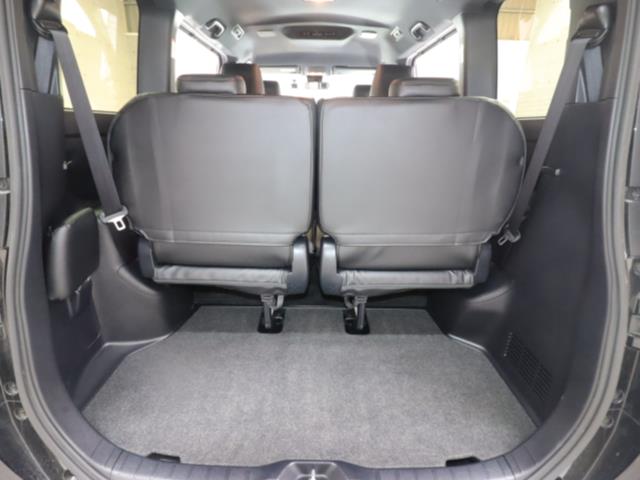 トヨタ ヴォクシー11枚目