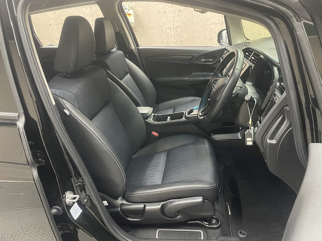 ホンダ シャトル3枚目