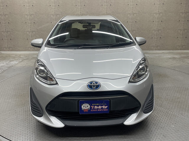 トヨタ アクア9枚目