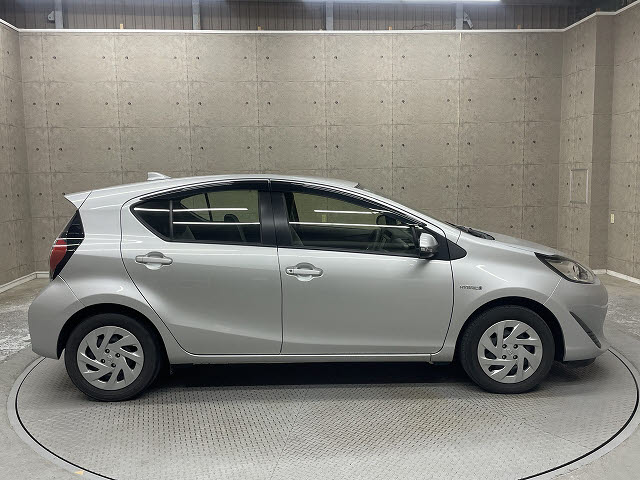 トヨタ アクア14枚目