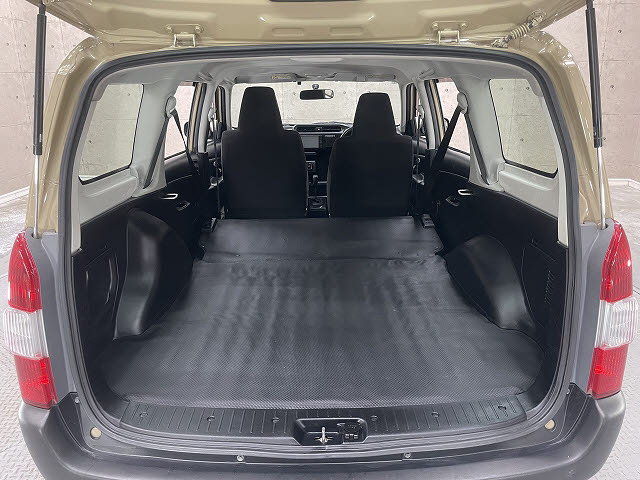 トヨタ プロボックスV8枚目