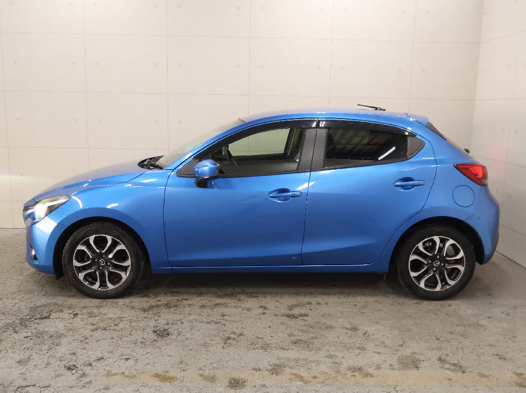 マツダ デミオ12枚目