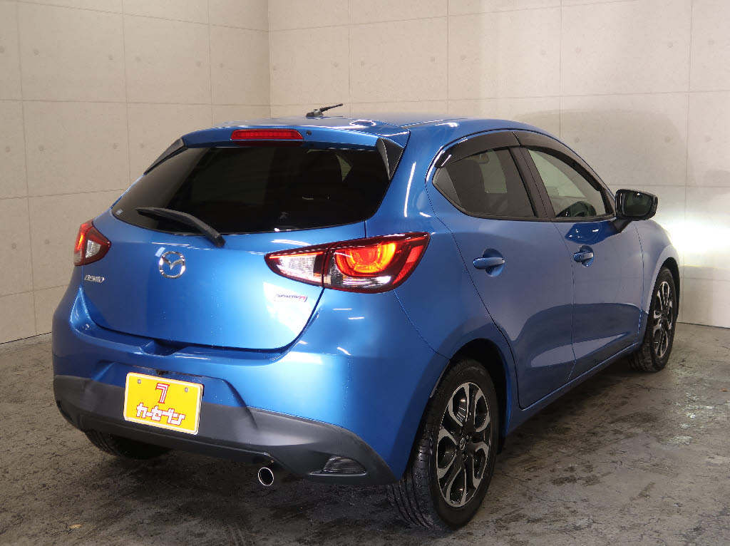 マツダ デミオ1枚目