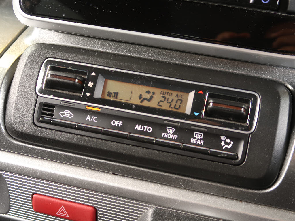 スズキ スペーシアギア13枚目