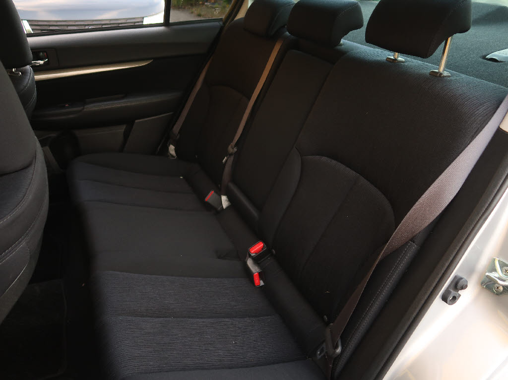 スバル レガシィＢ４6枚目