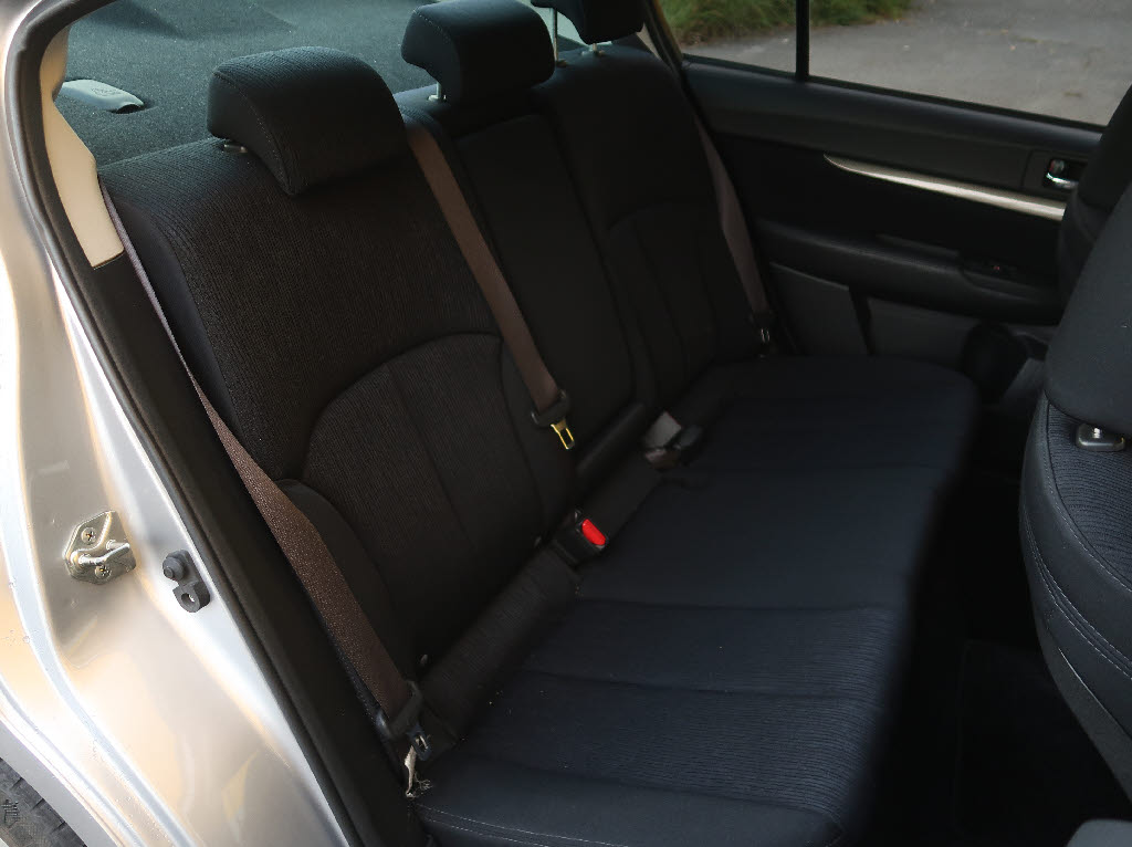 スバル レガシィＢ４7枚目