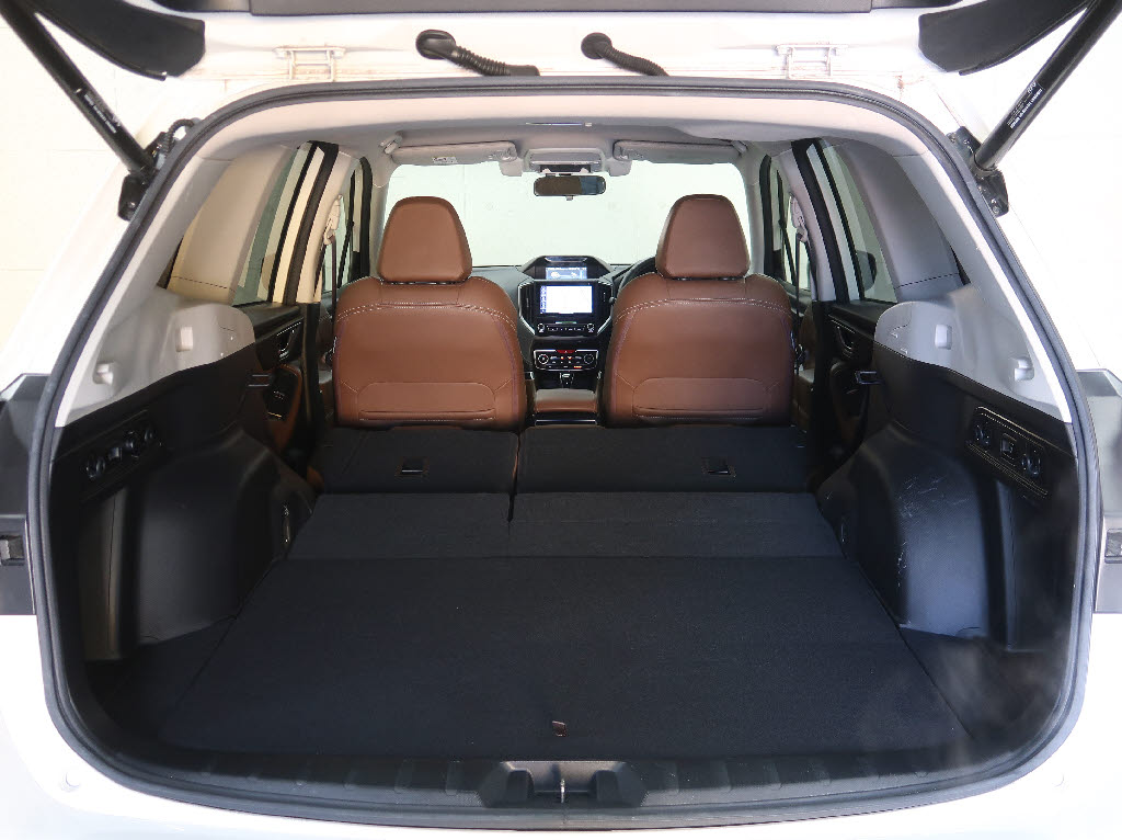 スバル フォレスター9枚目