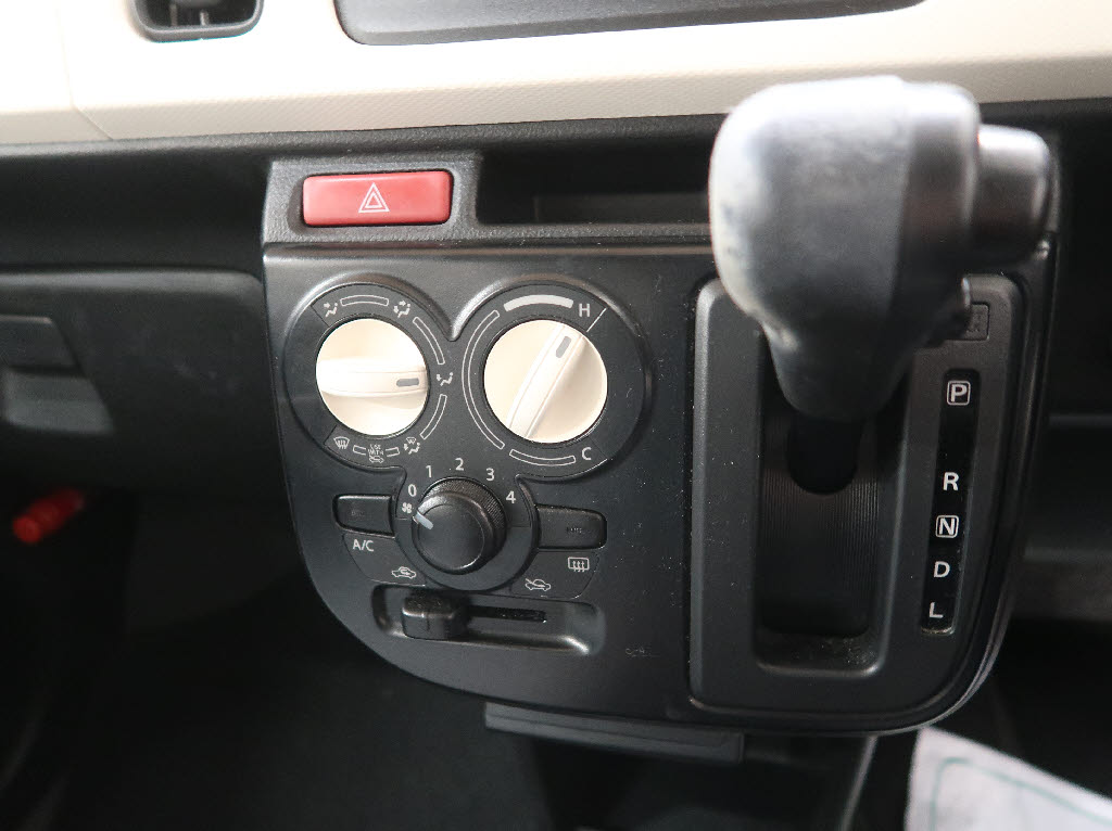 スズキ アルト17枚目