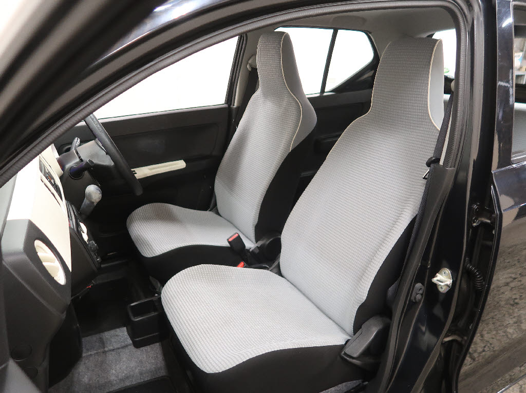 スズキ アルト4枚目