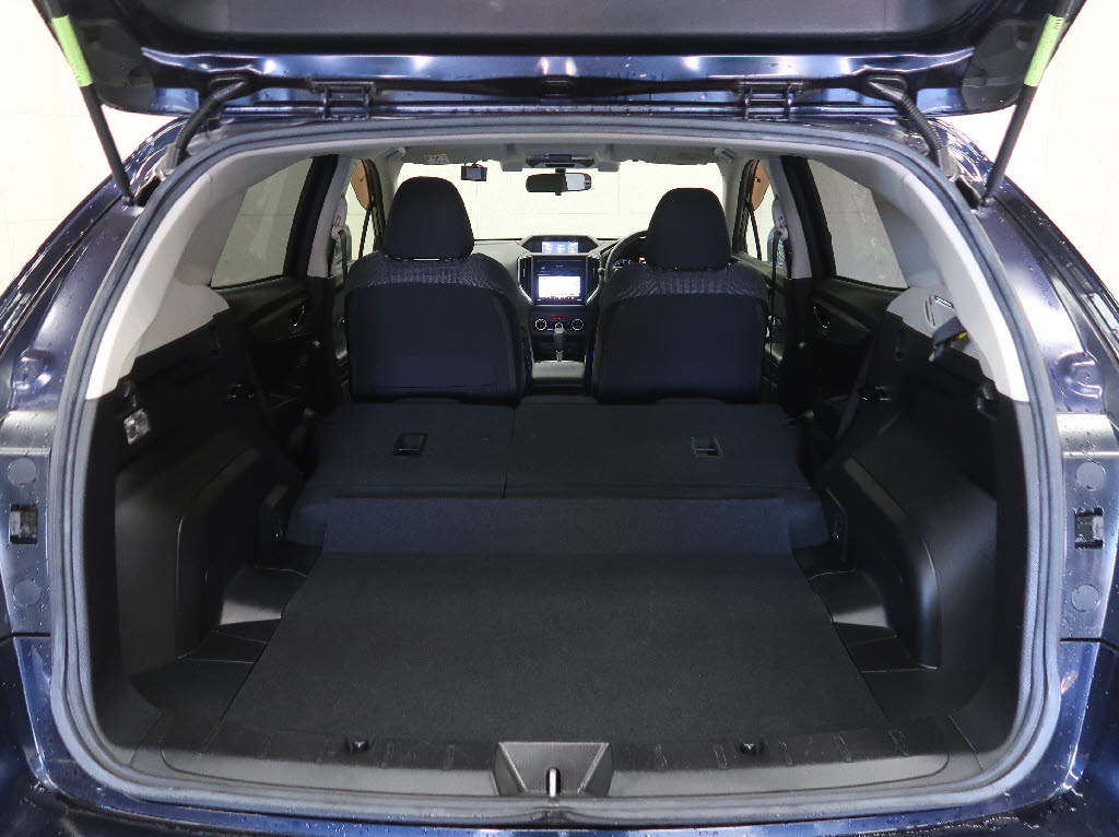 スバル インプレッサスポーツ9枚目