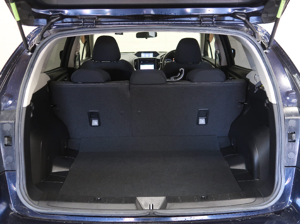 スバル インプレッサスポーツ8枚目