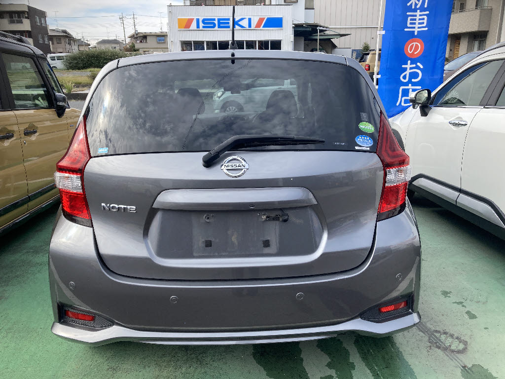 ニッサン ノート15枚目
