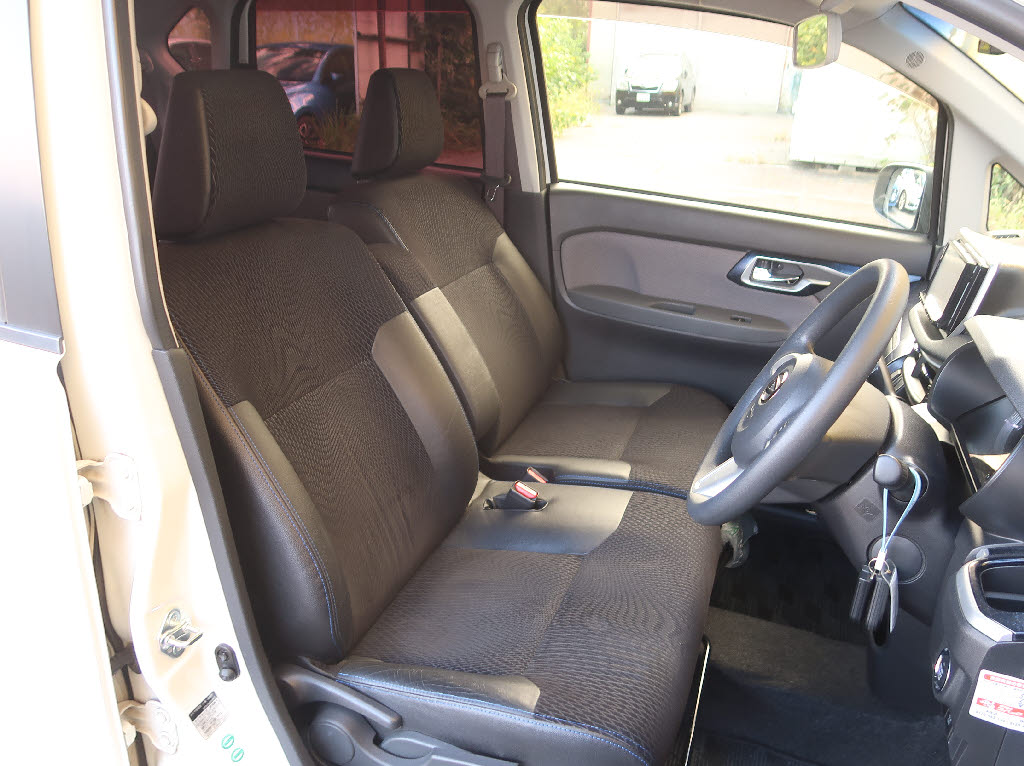 ダイハツ ムーヴカスタム3枚目