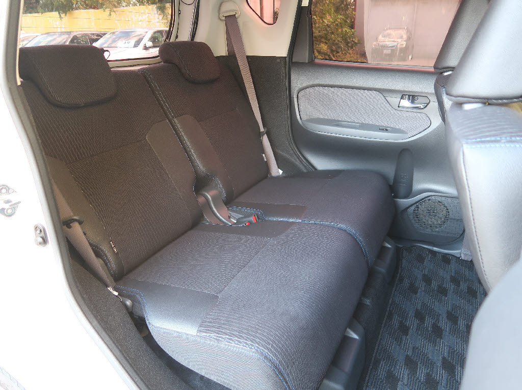 ダイハツ ムーヴカスタム4枚目