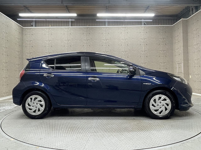 トヨタ アクア12枚目