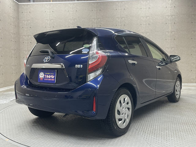 トヨタ アクア1枚目