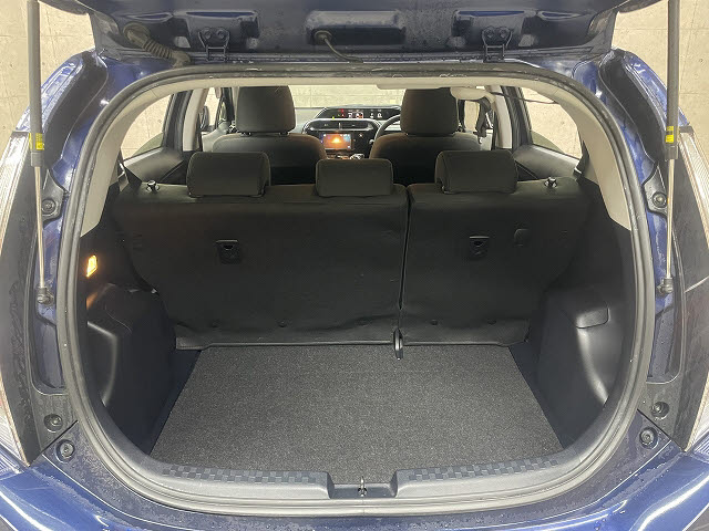 トヨタ アクア7枚目