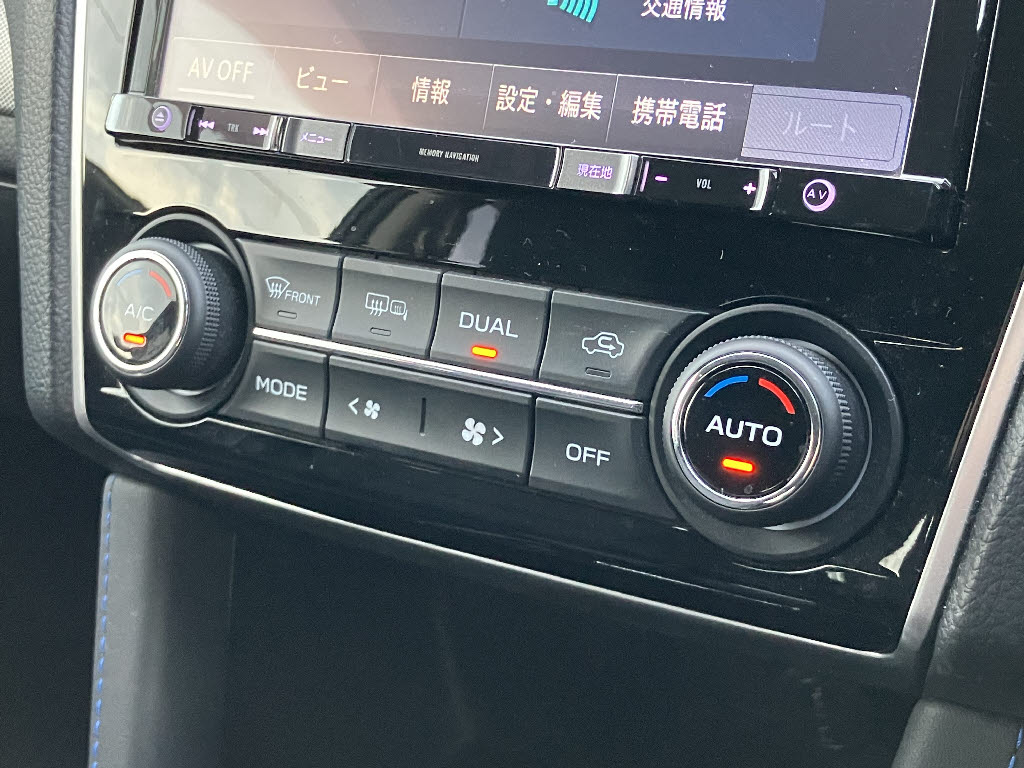 スバル レヴォーグ7枚目