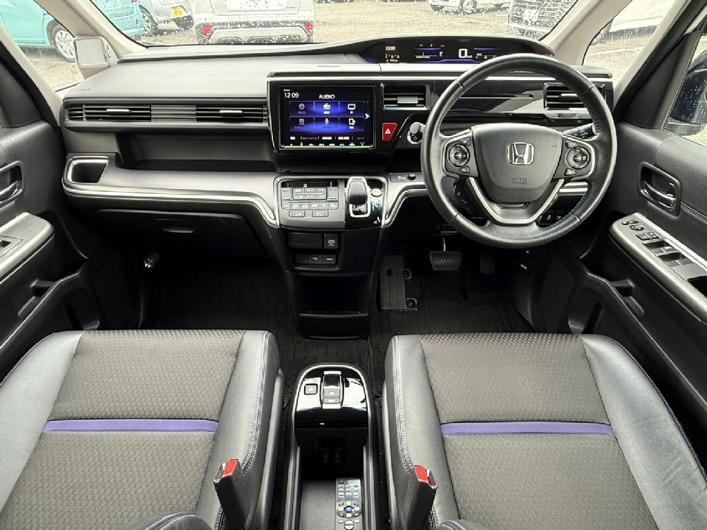 ホンダ ステップワゴン1枚目