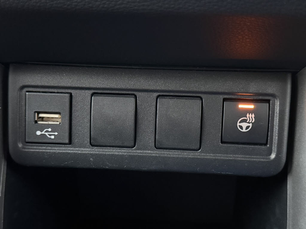 トヨタ カローラクロス4枚目