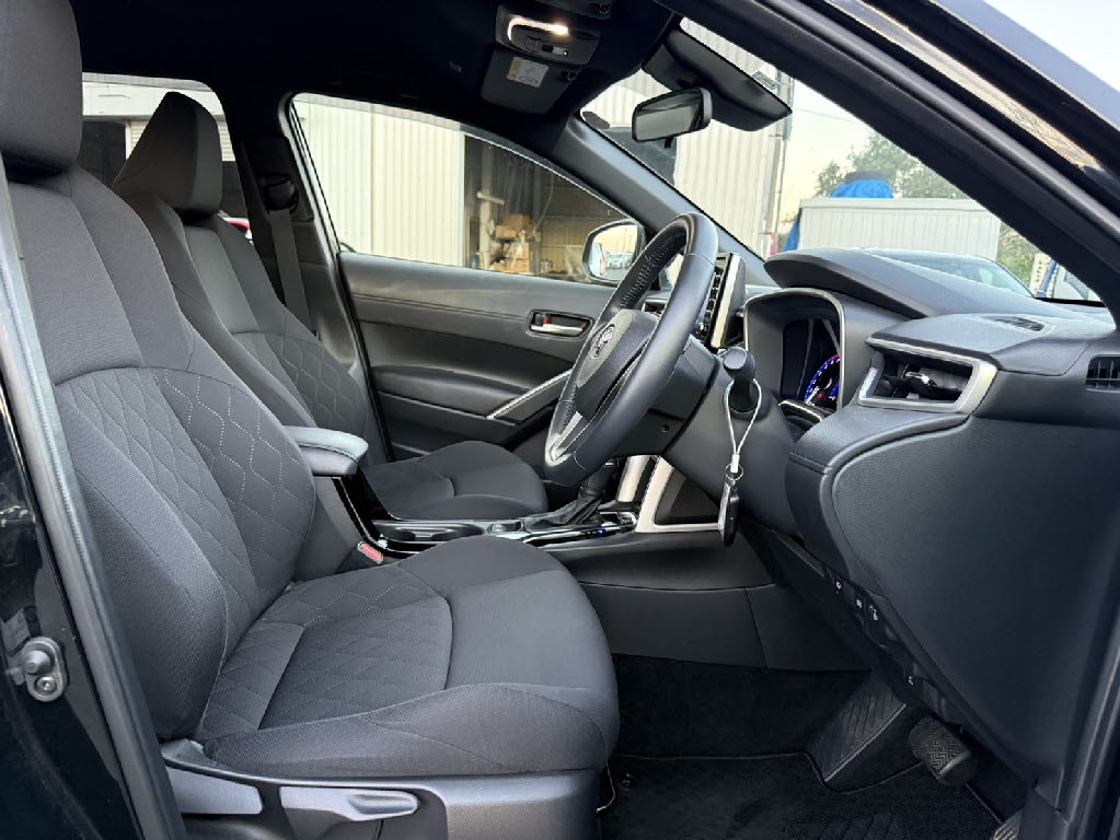 トヨタ カローラクロス8枚目