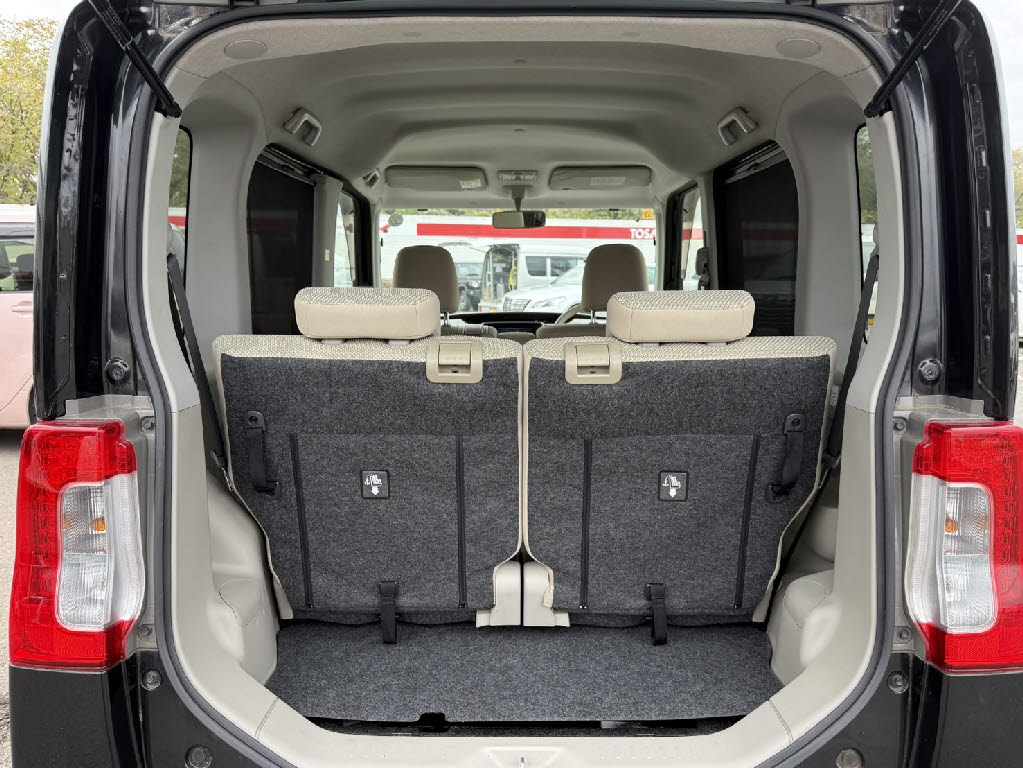 ダイハツ タント10枚目