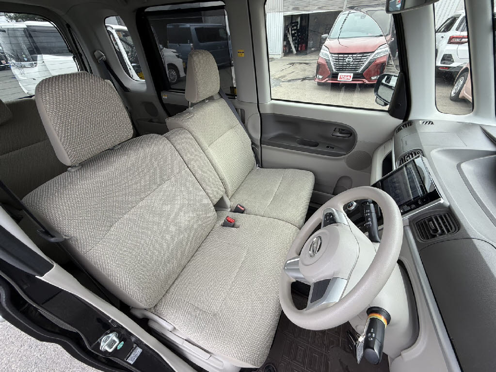 ダイハツ タント8枚目