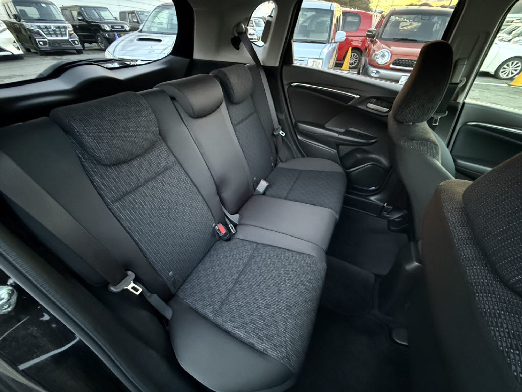 ホンダ フィット9枚目