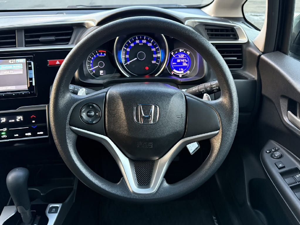 ホンダ フィット11枚目