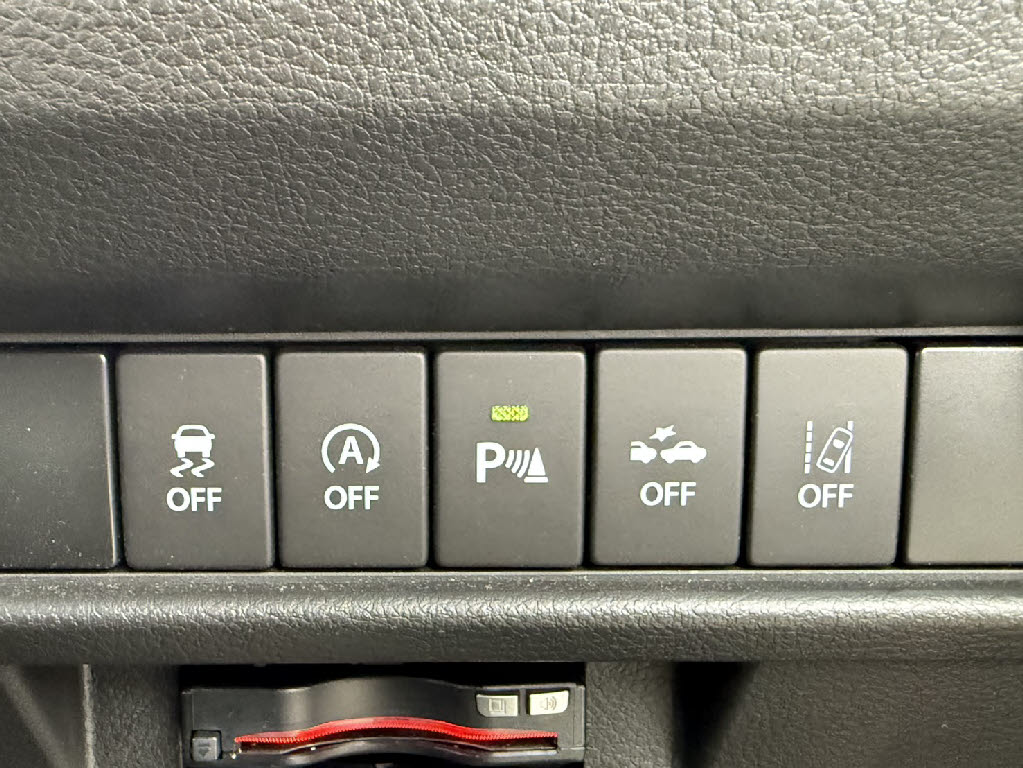 スズキ クロスビー6枚目