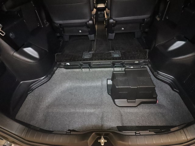 トヨタ ノアＨＶ13枚目