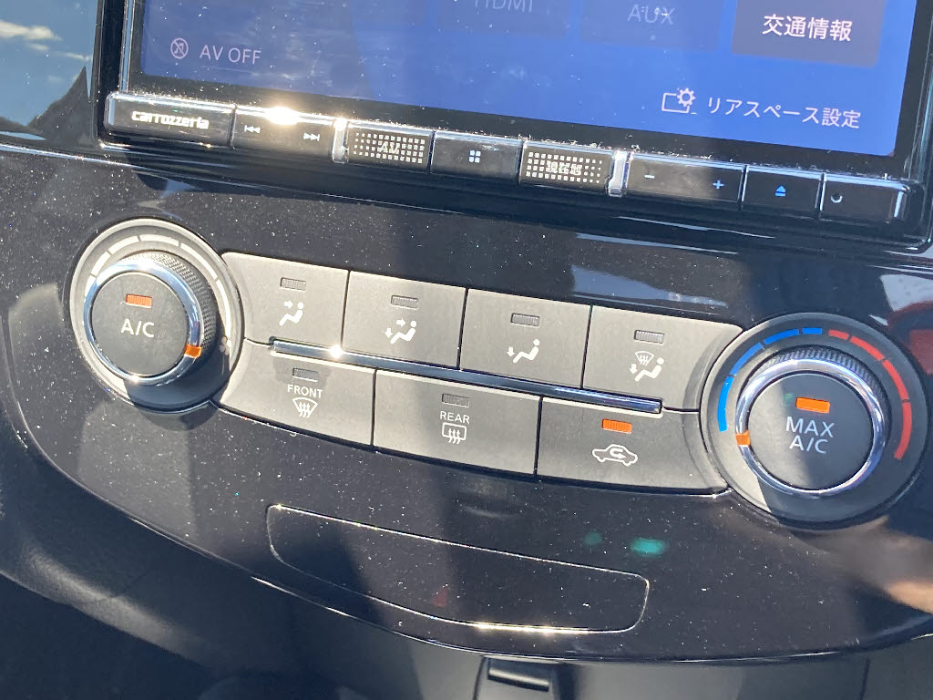ニッサン エクストレイル6枚目