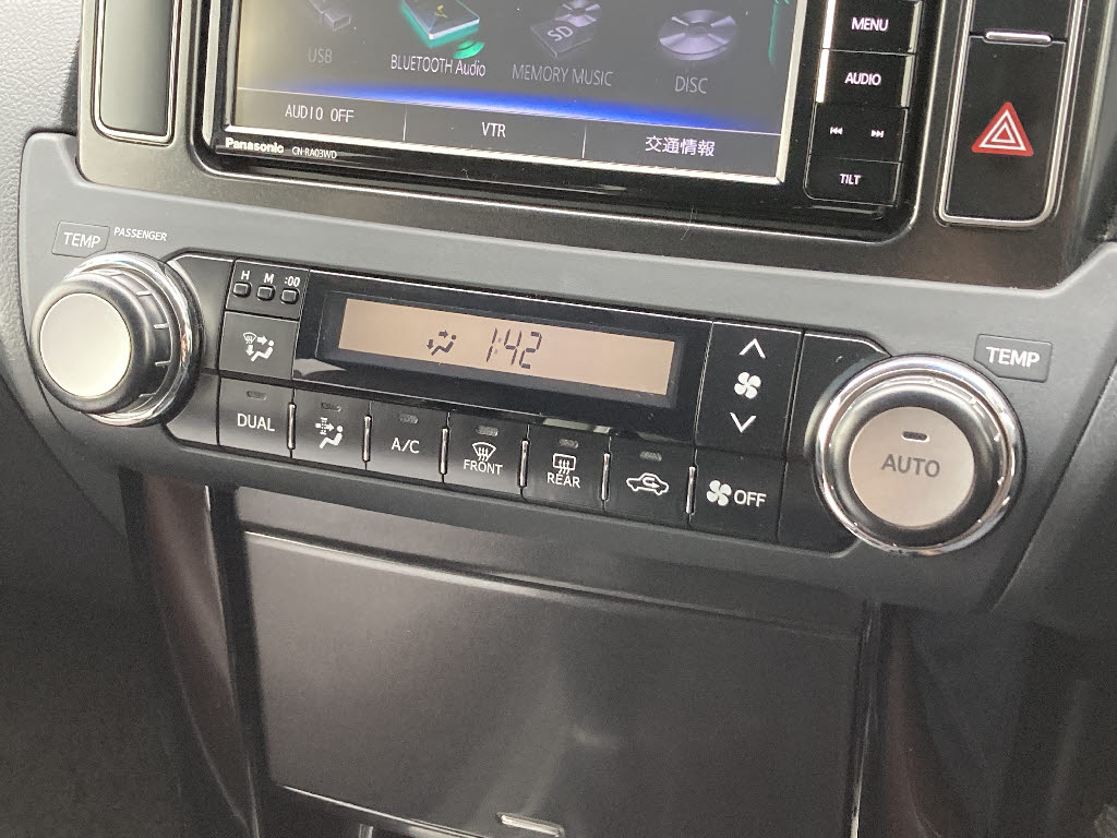 トヨタ ランドクルーザー プラド6枚目